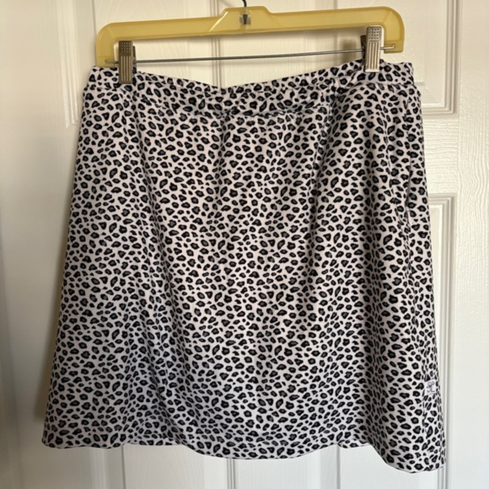 Maggie Lane Golf Skort Leopard Print Size XL Stretchy